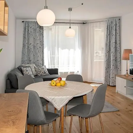 Appartamento Designed In With Parking